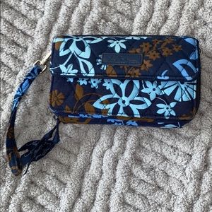 Vera Bradley java floral clucth